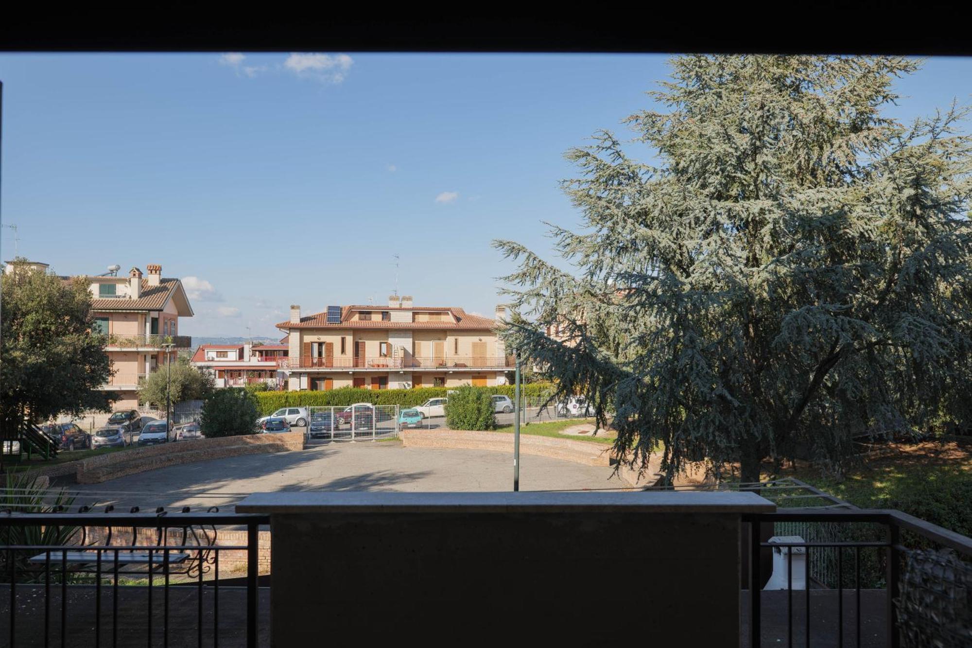Casa Ghandi Vicino A Roma Con Box Auto E Wi-Fi Monterotondo  Dış mekan fotoğraf